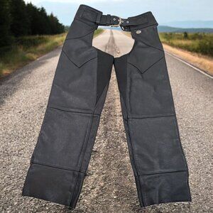 VTG Harley Davidson Motorcycle Chaps Womens Small Black Leather USA Made Biker‎